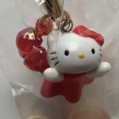 Hello Kitty 赤いべべ着たかわいい金魚 ストラップ - メルカリ
