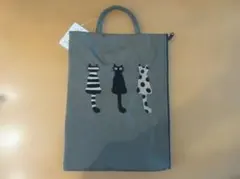 ら・むりーず 仲良し猫刺繍フラットポーチのサムネイル