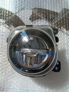 BMW 5シリーズ F10 F11 F07 フォグライト 右 中古 純正のサムネイル