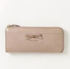 PRADA 長財布 リボン ベージュ系のサムネイル