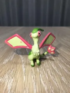 フライゴン　フィギュア