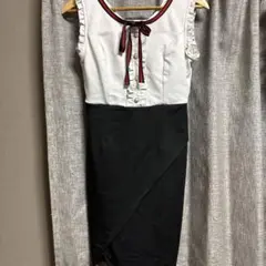 白黒リボンタイトドレス