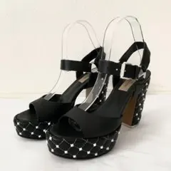 VALENTINO ロックスタッズ ウェッジソール　サンダルのサムネイル