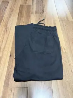 GU パンツ　ブラック