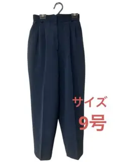563新品タグ無し　ネイビー プリーツ入り スラックス