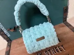 Item thumbnail for item 0f182e6e-0cf6-45ea-812a-ac353fda2c55