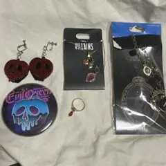 クイーン　女王　白雪姫　ポムフィオーレ　ネックレス　リング　指輪　ディズニー