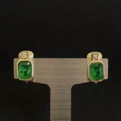 クリスチャンディオール　イヤリング　カラーストーン　ゴールド　ヴィンテージ