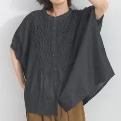 Lupilien インド綿 デニム スモッキング刺繍 コクーンブラウス ブラックのサムネイル