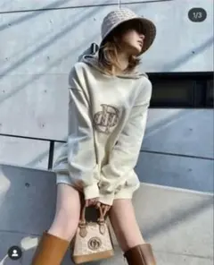 Item thumbnail for item ffc05394-5a3f-402a-b203-5793d76383a3