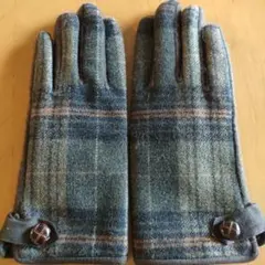 ウール手袋 ボタン付き　スマホ反応