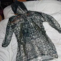 south2west8のパーカーコートです。