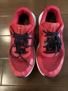 Under Armour スニーカー レッドのサムネイル