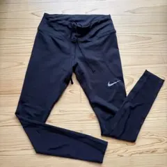 Nike DRI-FIT ブラックレギンス Sサイズ