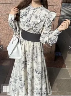 GRL 花柄フリルウエストリブフレアワンピース