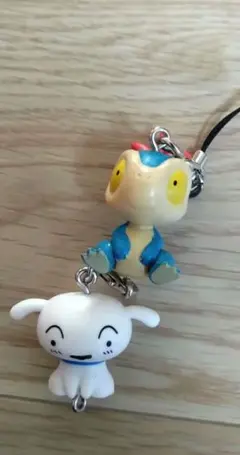 すき家　クレヨンしんちゃん　つながるマスコット　ナナ×シロ　オラたちの恐竜日記