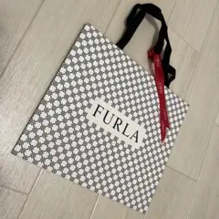 FURLA ショップ袋 ショッパーのサムネイル