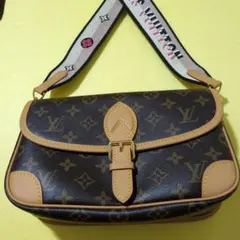 路易威登 Monogram 肩背包