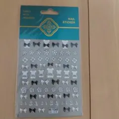 ネイルシール　シルバー 花 リボン