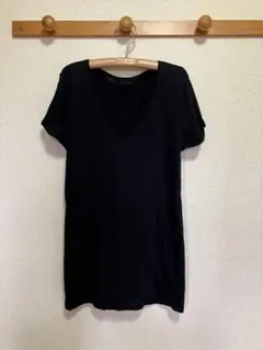 BENETTON ベネトン Tシャツ 半袖カットソー 黒 Vネック シンプル M