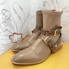 2025年最新】Fendi ブーツの人気アイテム - メルカリ