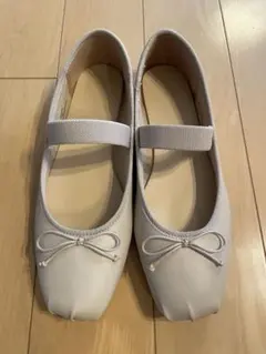 GUストラップバレエシューズM ナチュラル　ベージュ　発表会　入学式