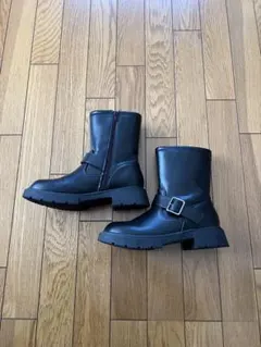 エンジニアブーツ