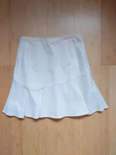 ホワイト フレアミニスカート