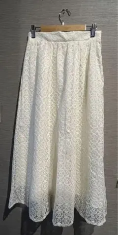 新品タグ付き【earth】レース ロングスカート
