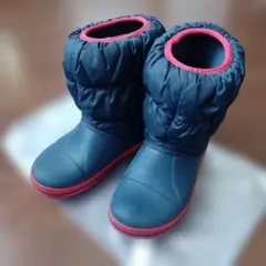 crocs C12 ネイビー/レッド ダウンブーツ18.5センチ