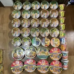 ひ*ん様 【42食】カップ麺 詰め合わせ まとめ売りのサムネイル
