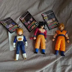 ドラゴンボール　ソフビ フィギュア 超サイヤ人　３体　孫悟空　ベジータ