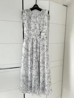 美品⭐︎Apuweiser-riche フラワープリントワンピース