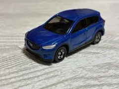 トミカ No.82 マツダ CX-5 初回特別カラー　青
