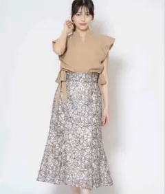 Noela 刺繍パイピングスカートのサムネイル