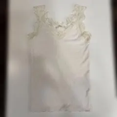 【NICE CLAUP】レース付きノースリーブ