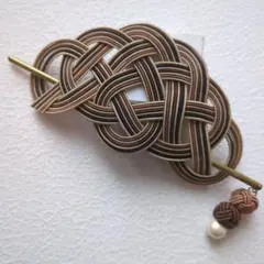 水引の髪留め　松結びとあわじ玉のマジェステ　水引アクセサリー