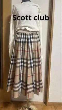 【美品】スコットクラブ　チェック　ロングフレアスカート　ウエストゴム　ベージュのサムネイル