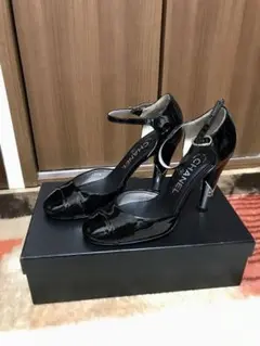 シャネルパンプスのサムネイル