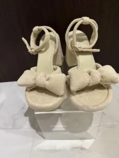 CHARLES & KEITH リボンアンクルストラップサンダル 23.5cmのサムネイル