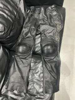 2025年最新】シンプソン レザー パンツの人気アイテム - メルカリ