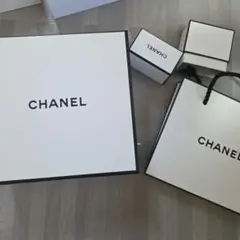 CHANEL シャネルショッパー・空箱（マグネット付き） - メルカリ