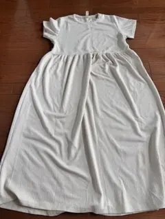 マタニティ ワンピース M-Lサイズ　アイボリー　産前産後