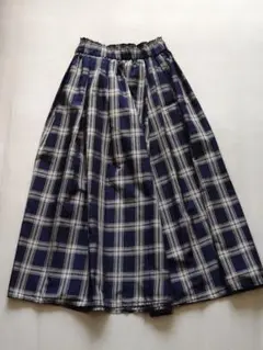 秋物 GU ネイビー チェック柄 フレアスカート Sサイズ