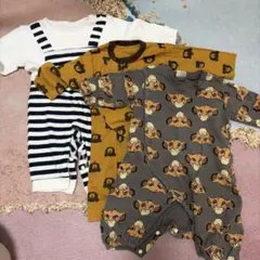 ストライプオーバーオールとロンパースセット