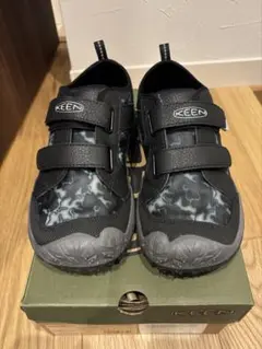 KEEN Kidsスニーカー（SPEED HOUND）22センチ