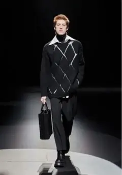 【ランウェイ着用】VALENTINO 21aw ダイヤモンドパターンニットのサムネイル