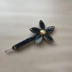 ALEXANDRE DE PARIS お花モチーフパールボールピン