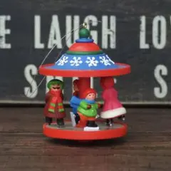 4512. クリスマス オーナメント メリーゴーランドのサムネイル