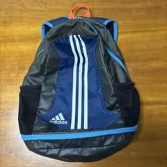 adidas 子ども用リュック